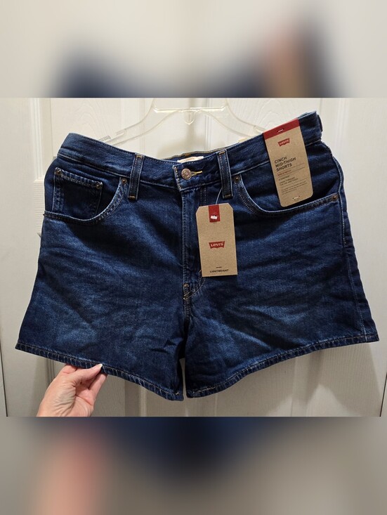 Levi's Pants - Levi's Cinch Short Size 30